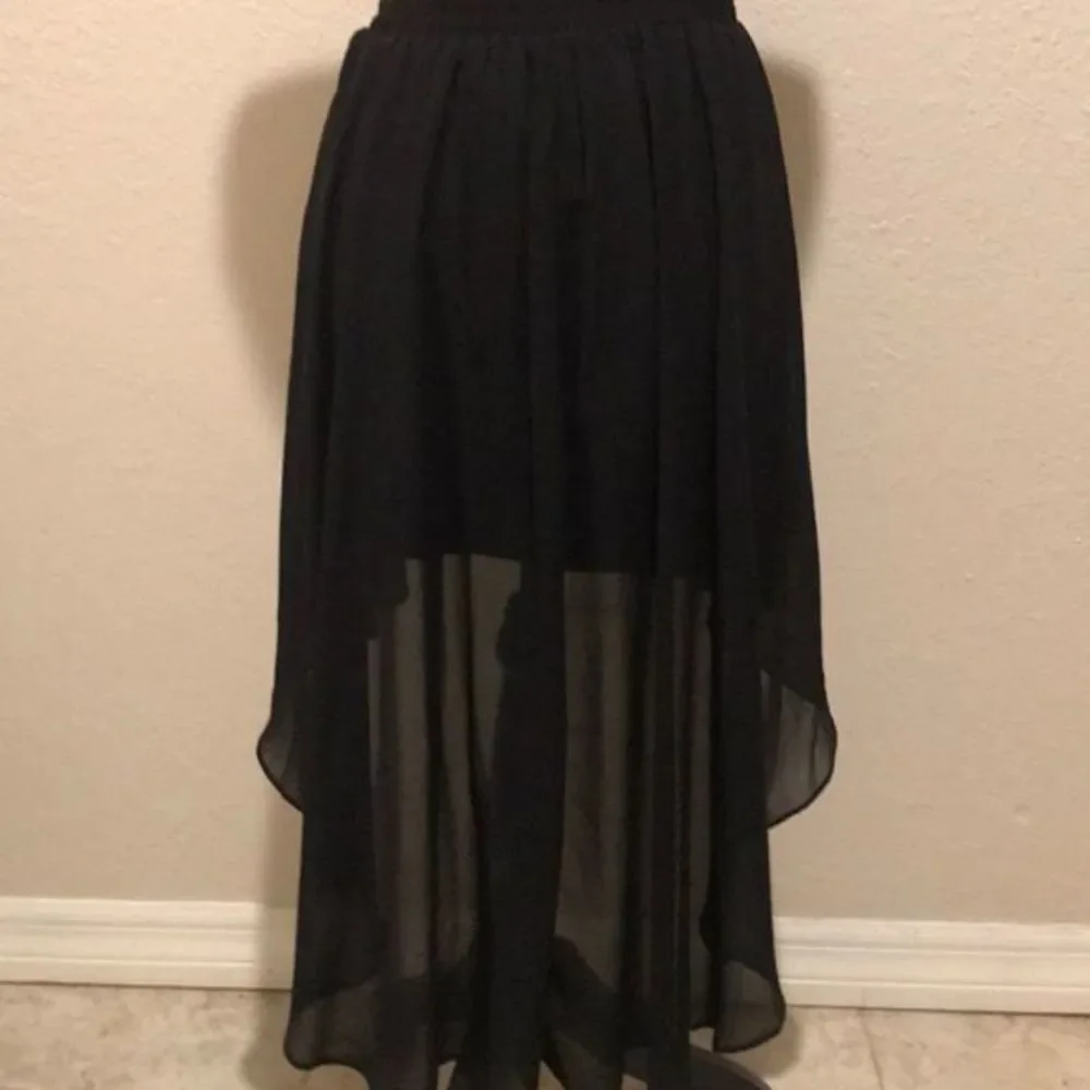 - Nwot Forever 21 Sheer Skirt